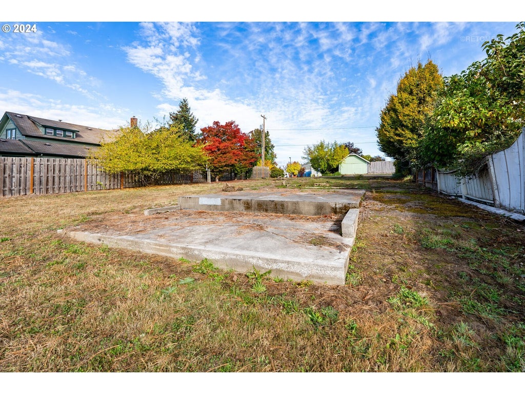 420 W Grant St, Carlton OR Carlton Lots/Land Homes For Sale