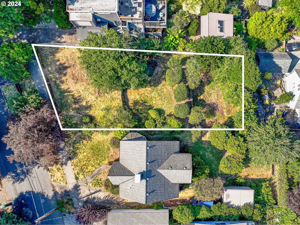 7202 S Corbett Ave, Portland