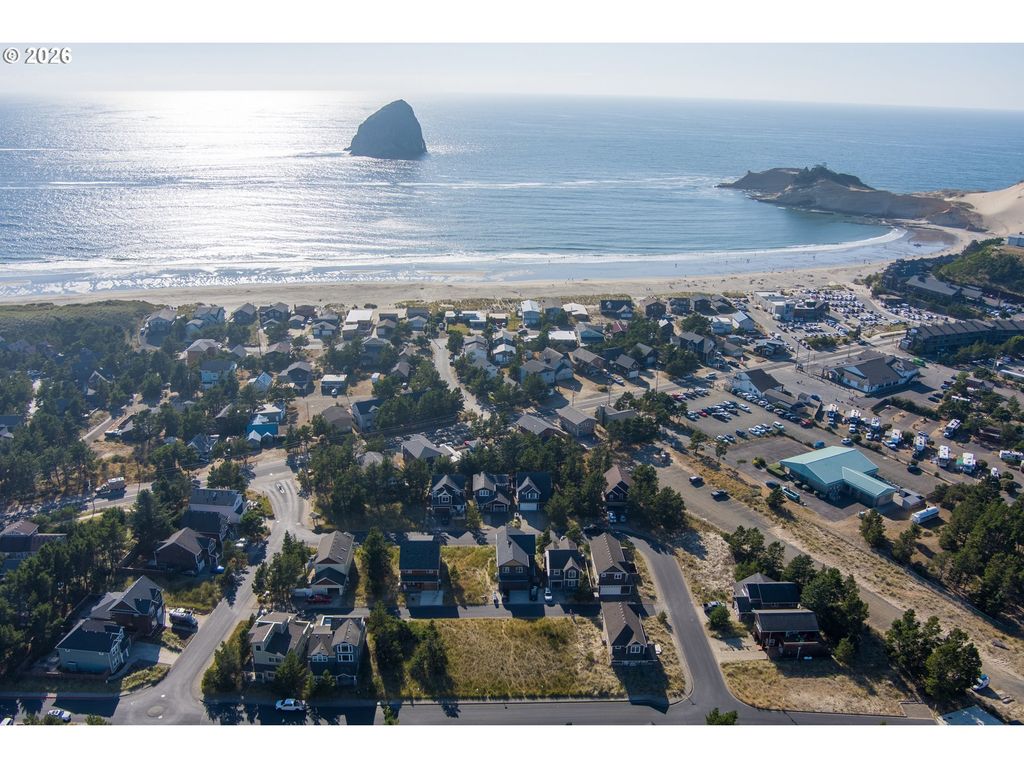 Dory Pointe Loop Tl8000, Pacific City