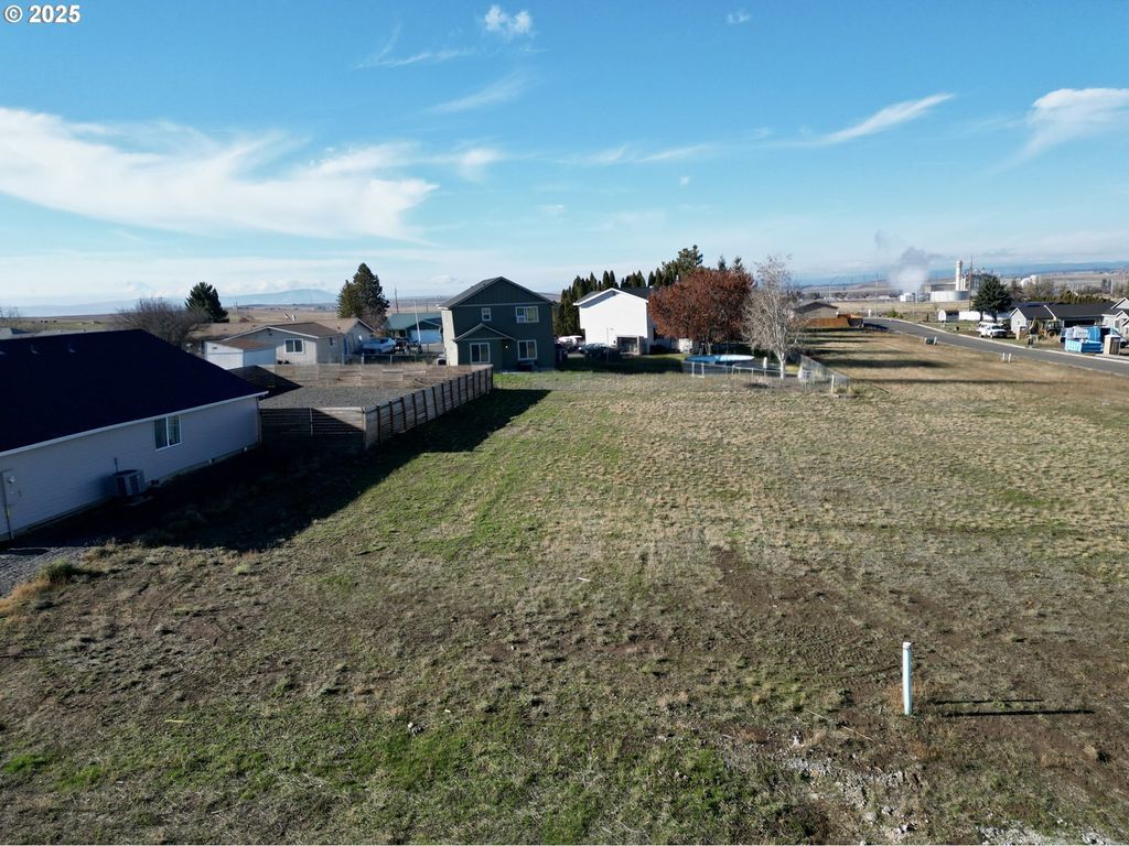 102 Highland Court, Goldendale