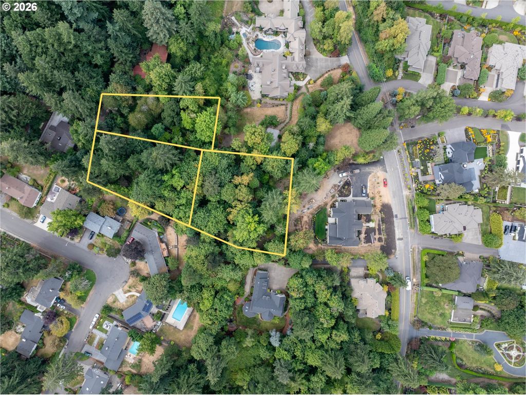 13652 Johnson Ter, Lake Oswego