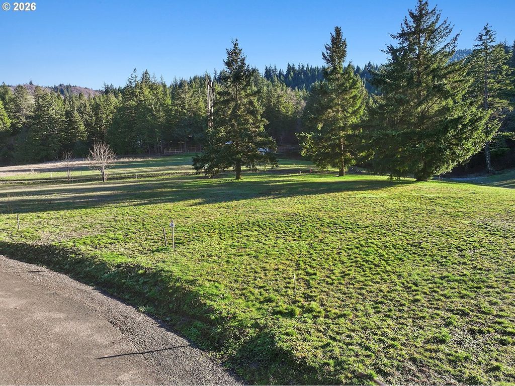 Lot 33 Husum Greens, White Salmon