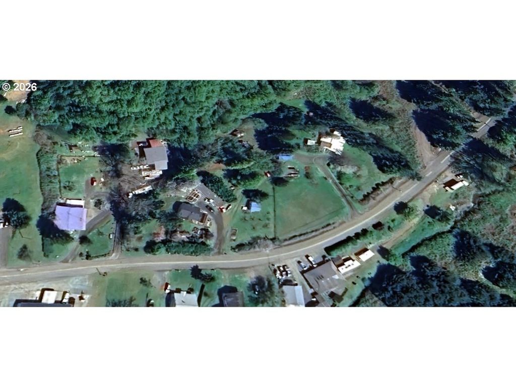 94131 Rink Creek Ln, Coquille