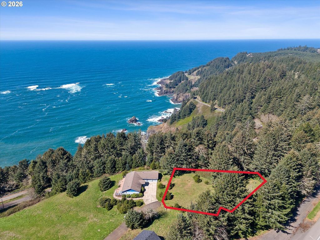 100 Cape Foulweather Ln, Otter Rock