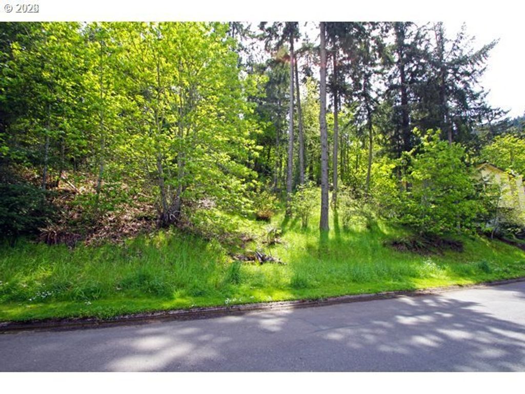 Rockridge Loop, Eugene