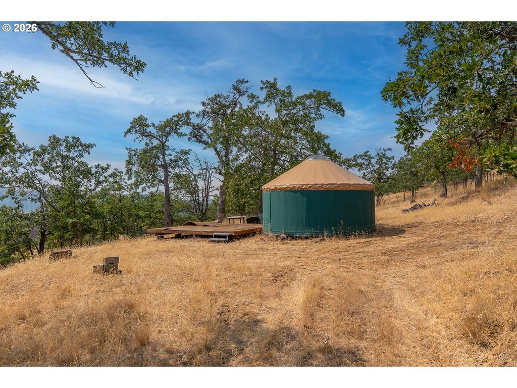 62 Meacham Rd, Goldendale