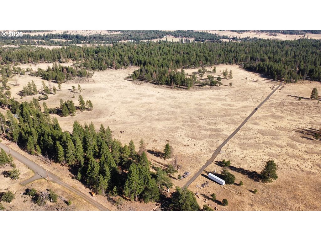 Tanzanite Dr, Goldendale