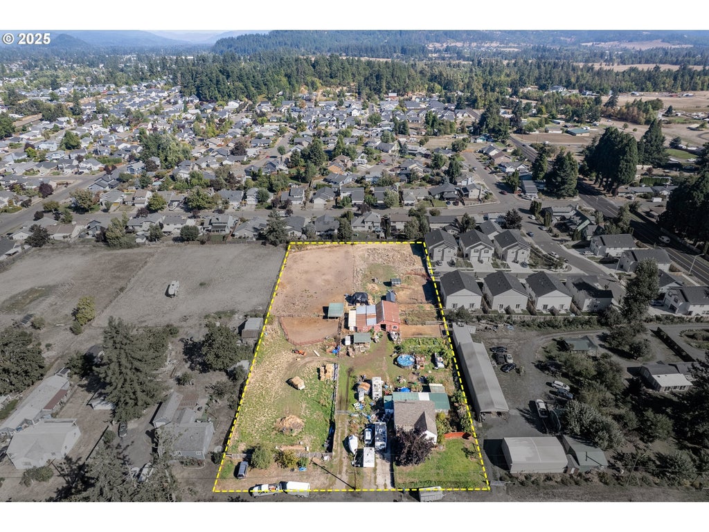 945 S 43rd St, Springfield