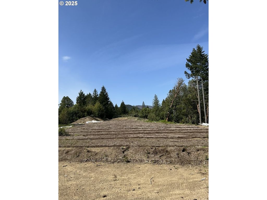 Redwood Hwy, O'Brien