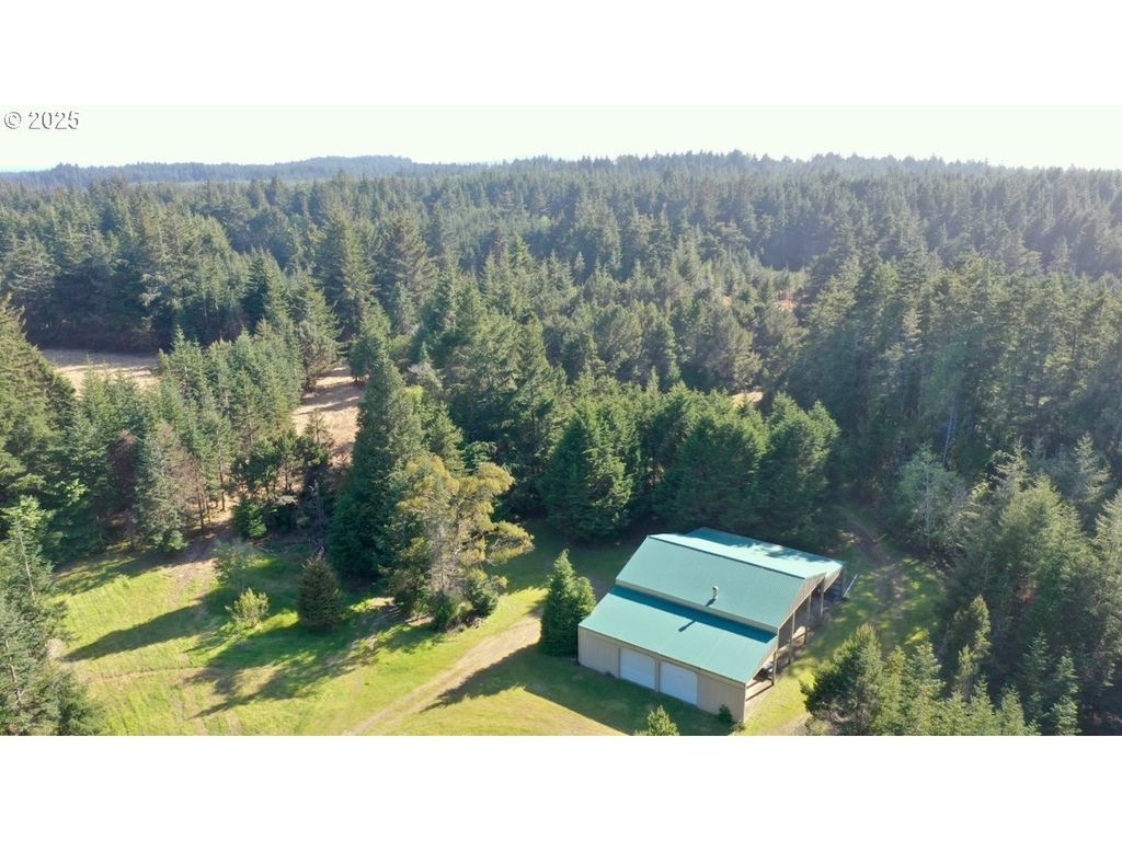 42836 Hensley Hill Rd, Port Orford