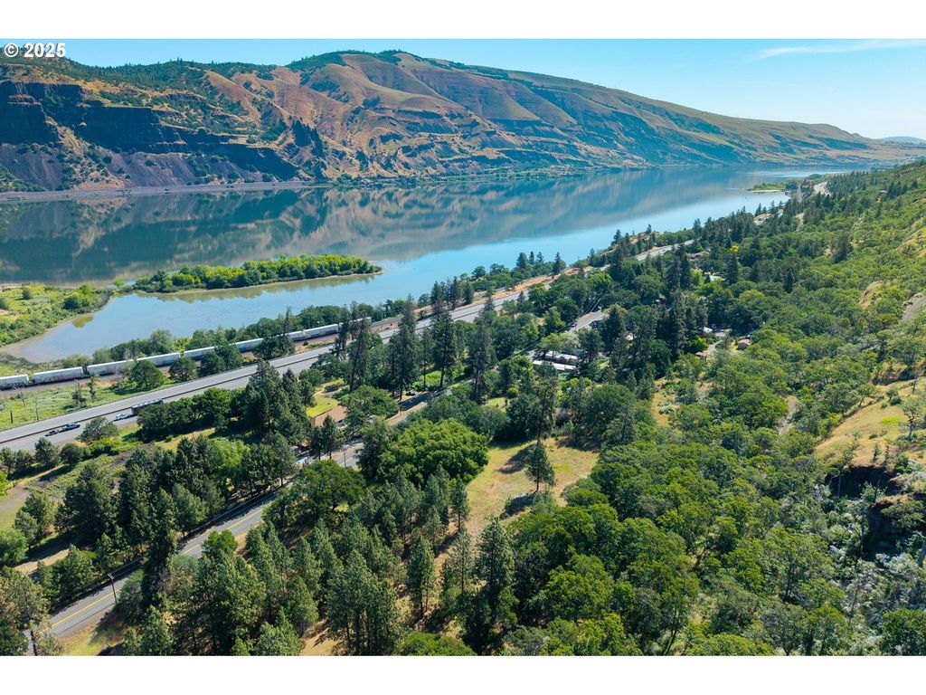 Hwy 30w, The Dalles