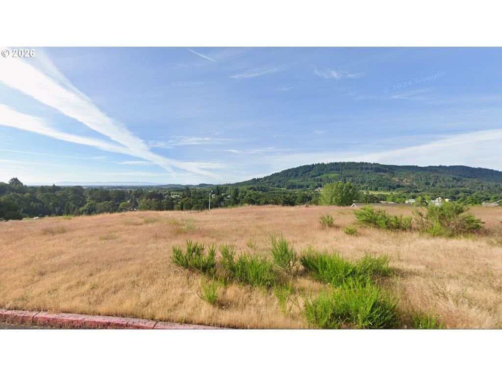 556 Starlight Way, Philomath