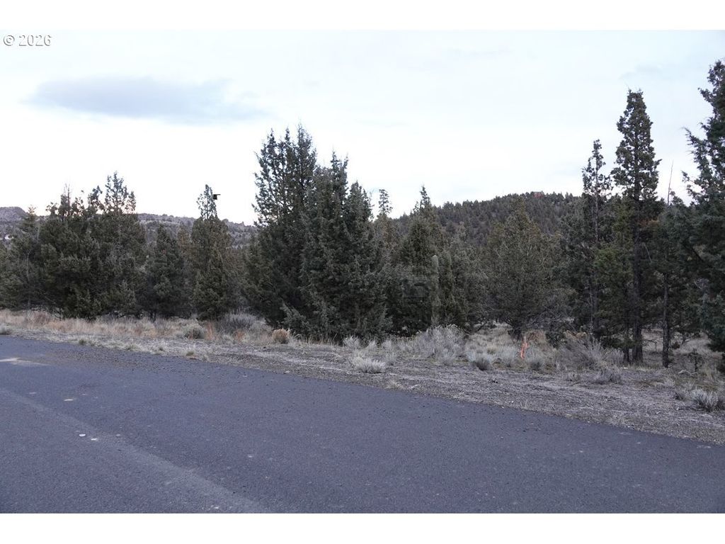 10092 Se Sundown Ln 3, Prineville