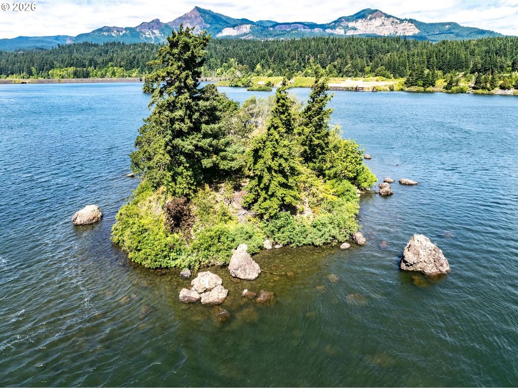 000 Columbia River, Stevenson