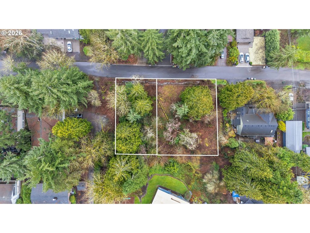 Ash St, Lake Oswego