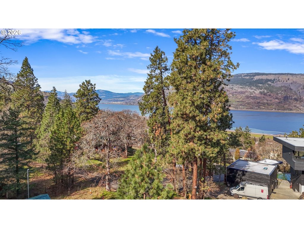 622 Syncline Way, Mosier