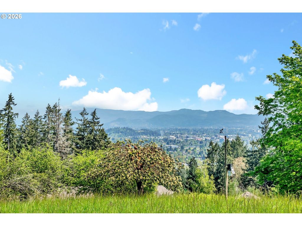 2244 Lasater Blvd, Eugene