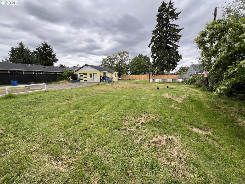 2305 Carlson Rd, Vancouver