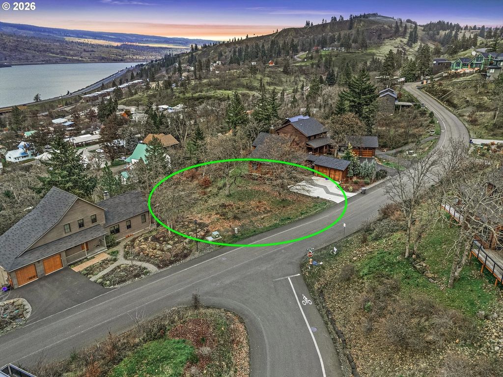 895 5th Ave, Mosier