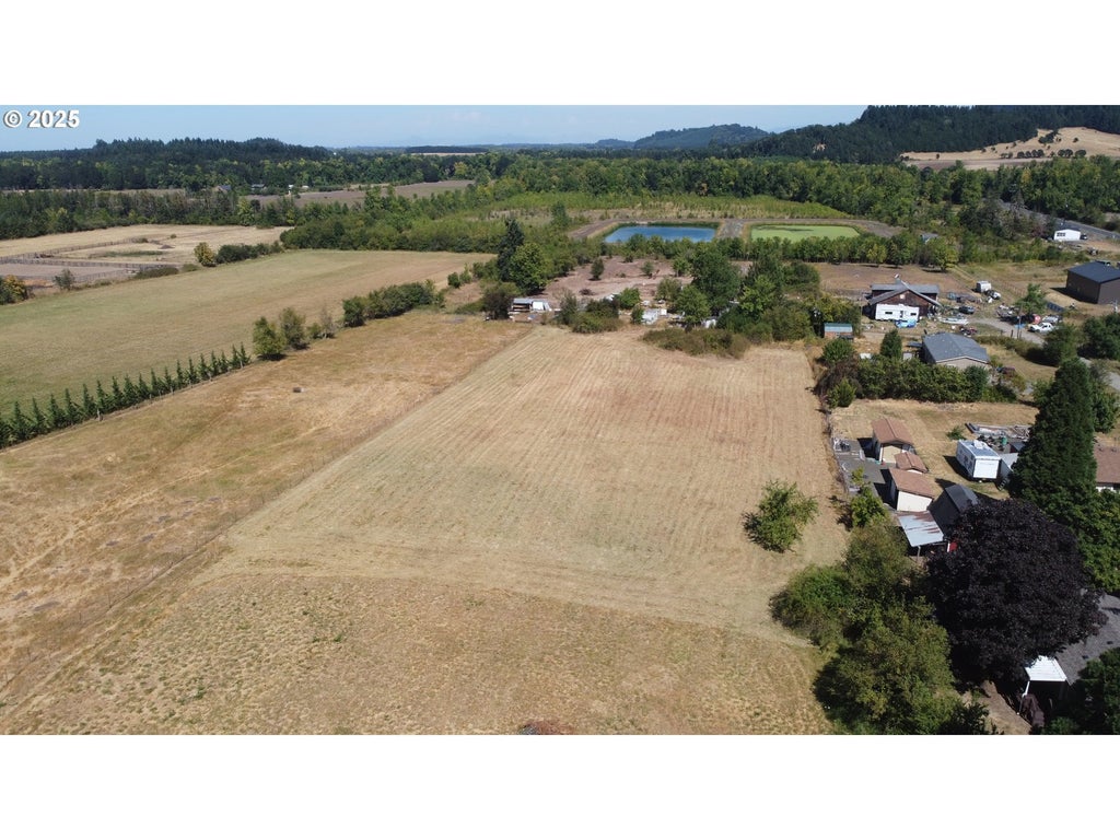 Crandall Ave, Monroe