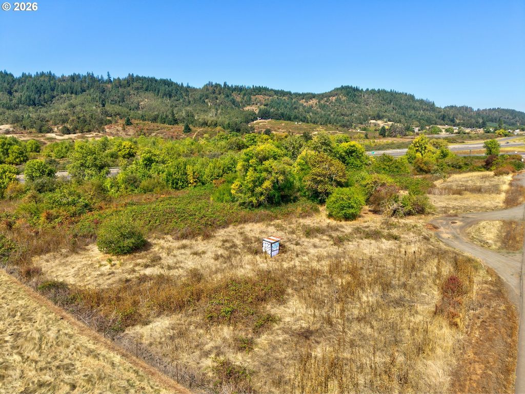 2344 John Long Rd, Oakland
