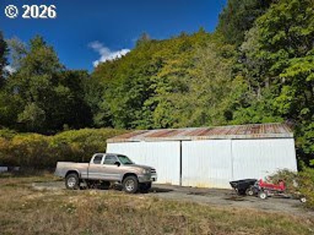 7002 Ocean Beach Hwy, Longview