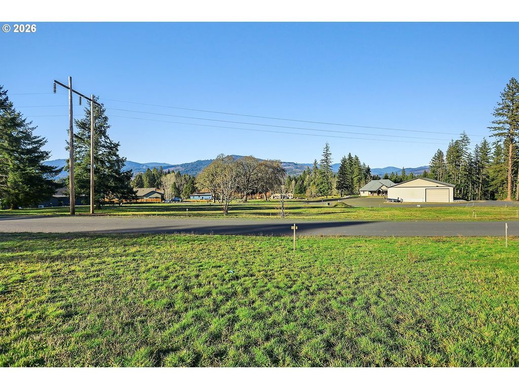 Lot 20 Husum Greens, White Salmon