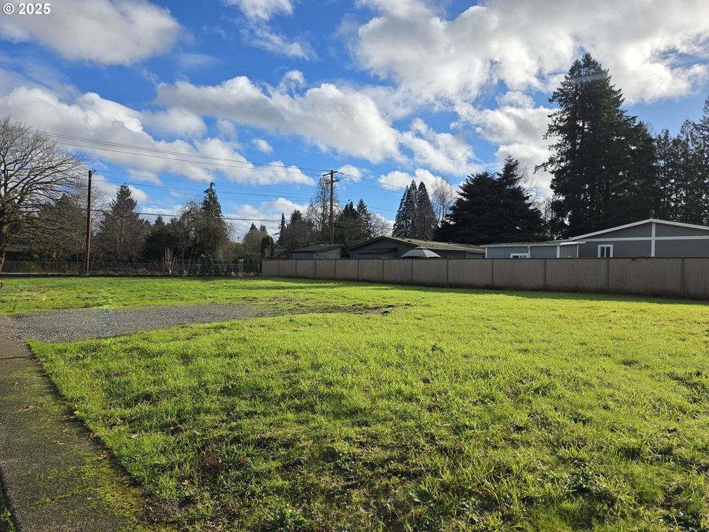 10515 Se Linwood Ave, Milwaukie