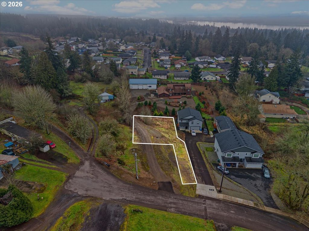 1173 Birch St, Kalama