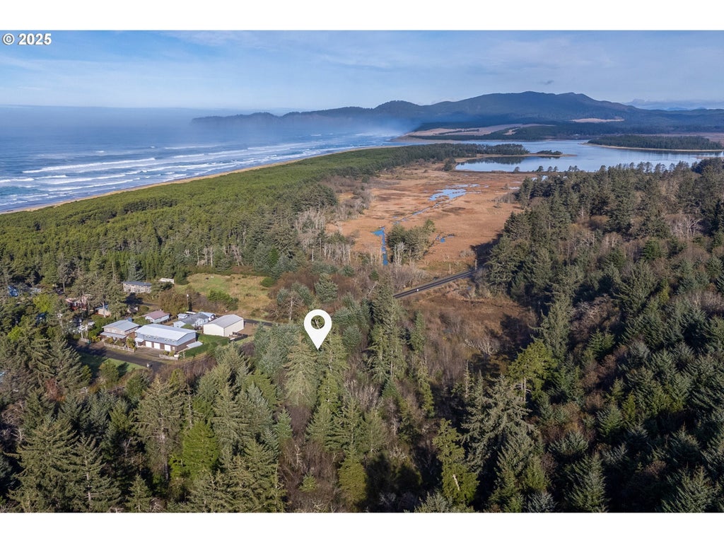 500 Sandlake Rd, Cloverdale