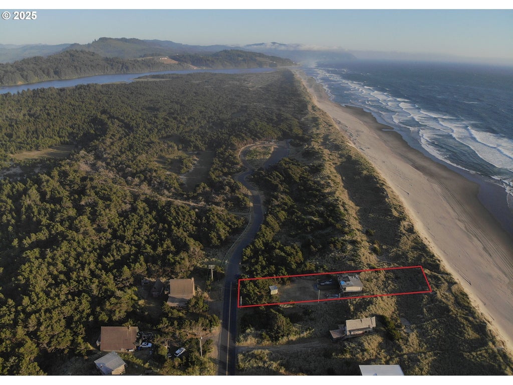 35970 Sunset Dr, Pacific City