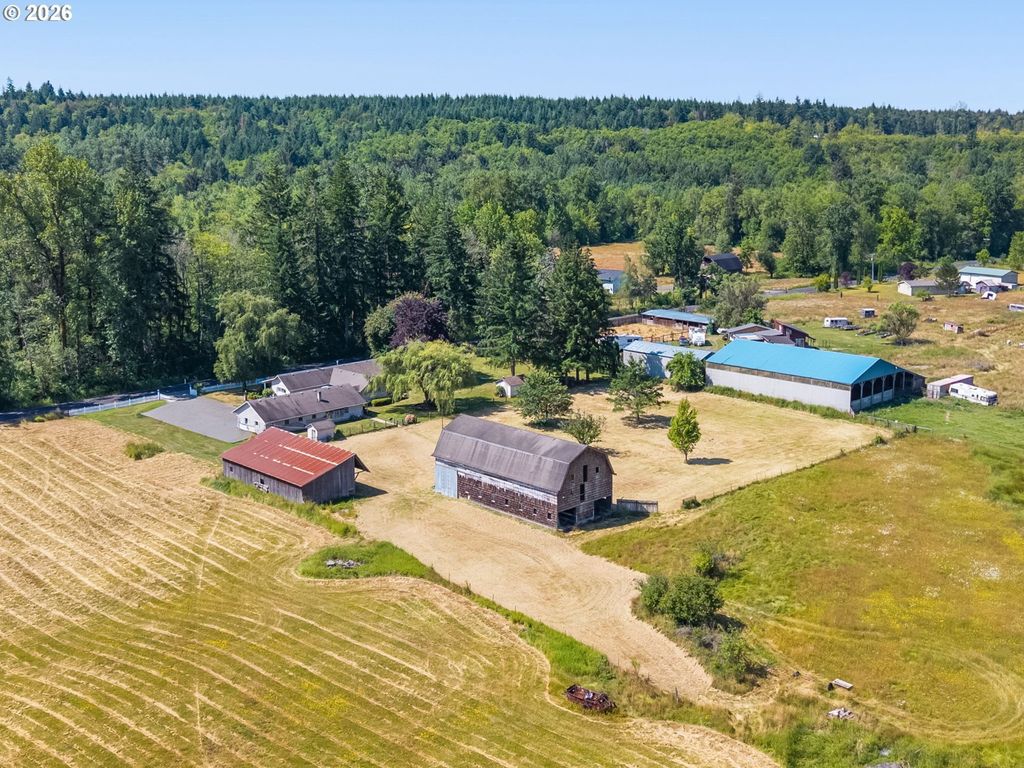 603 Gish Rd, Onalaska