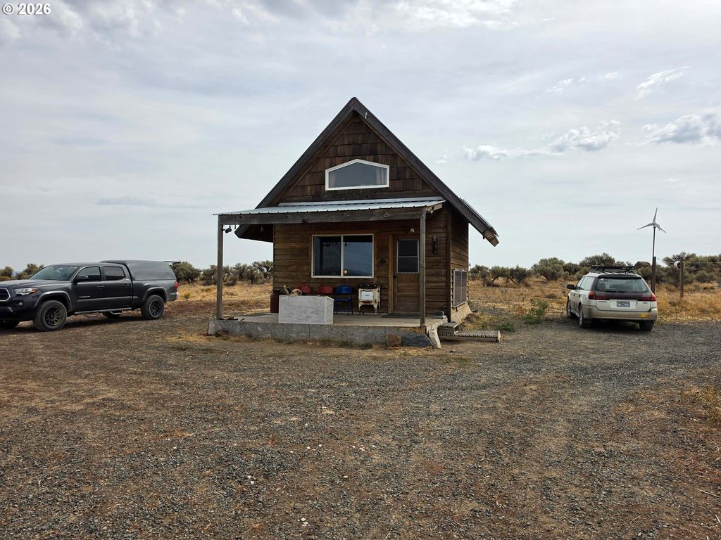 Camplbell Rd, Christmas Valley