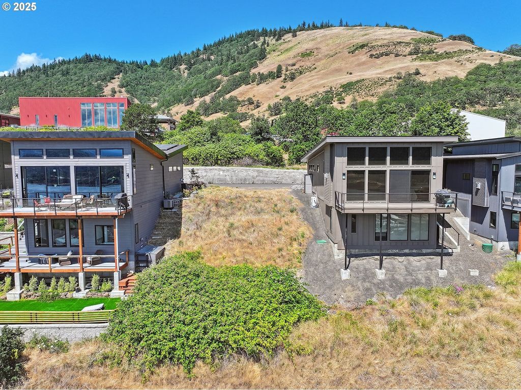 211 Eagle Ridge Dr, White Salmon