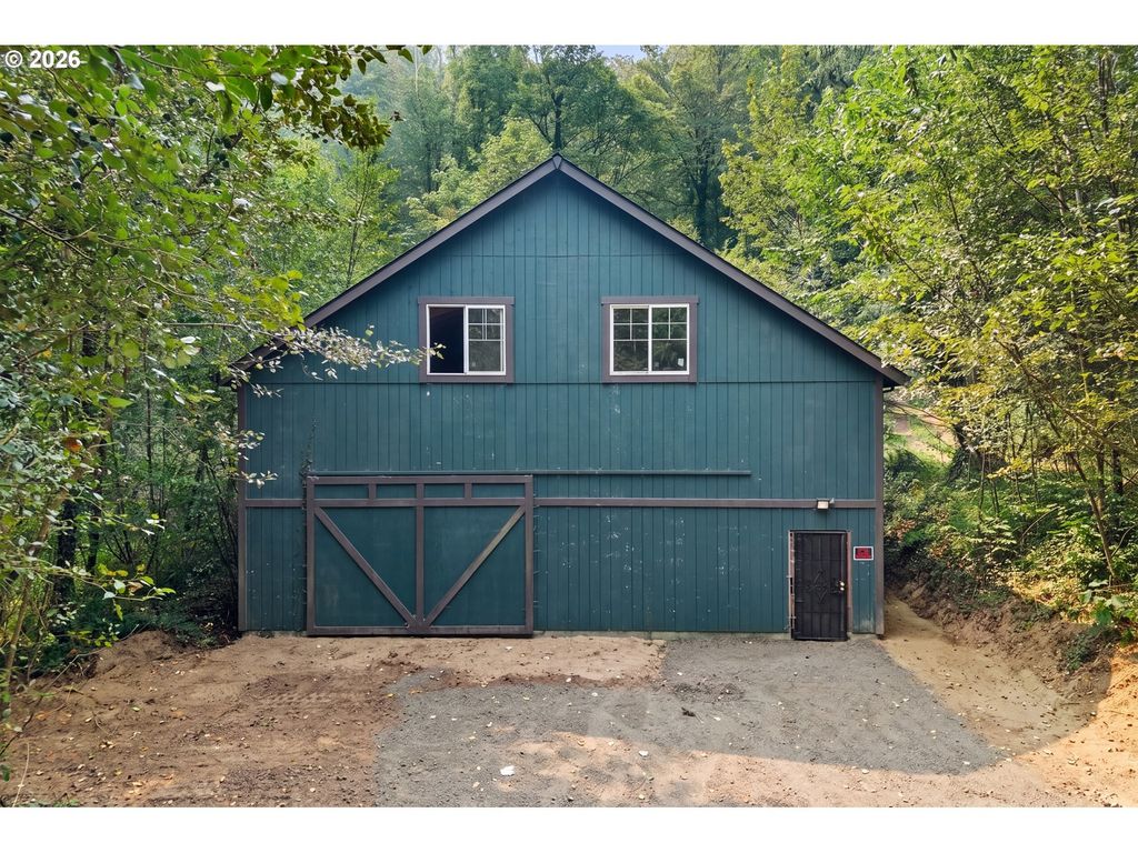 55880 E Highway 26, Sandy