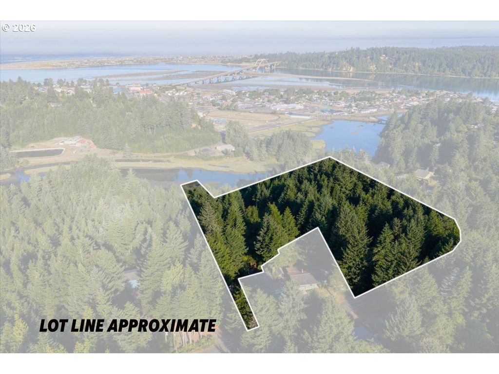 Lot 2800, Waldport