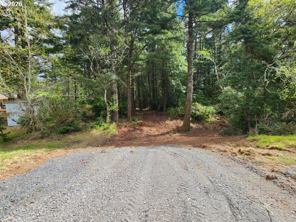 Kreiger Ln 122, Port Orford