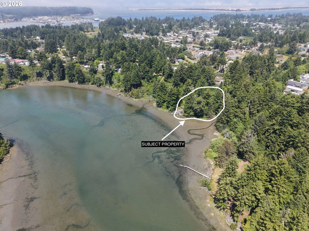 000 Sea Spray, Coos Bay