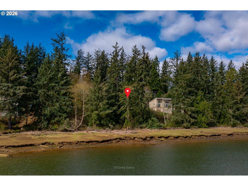 Riverway Dr 14, Nehalem
