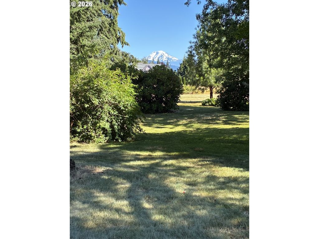 3500 Avalon Dr, Hood River