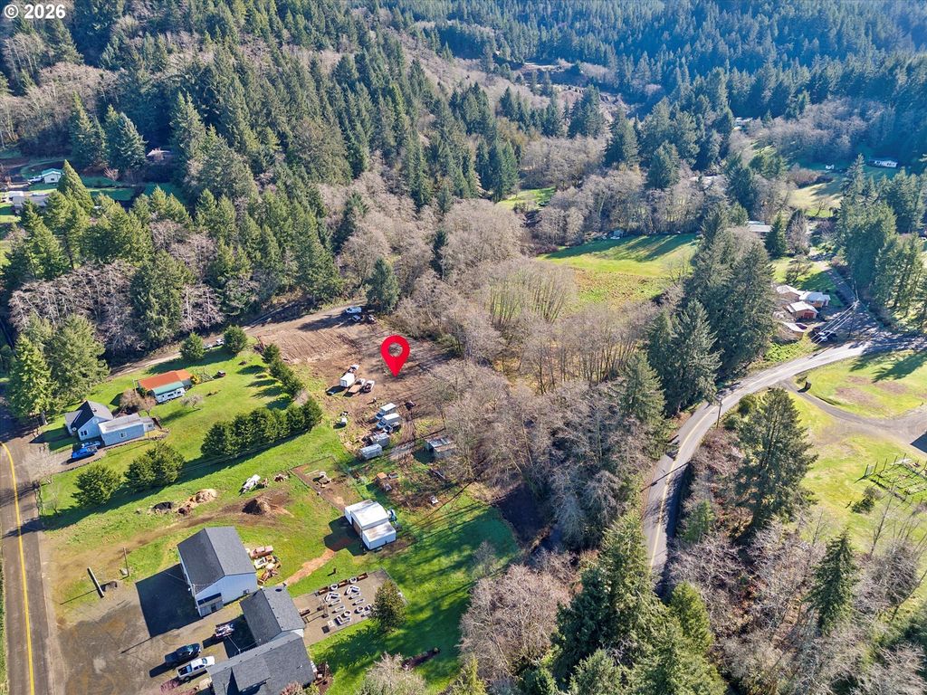 402 Jenck Rd, Cloverdale