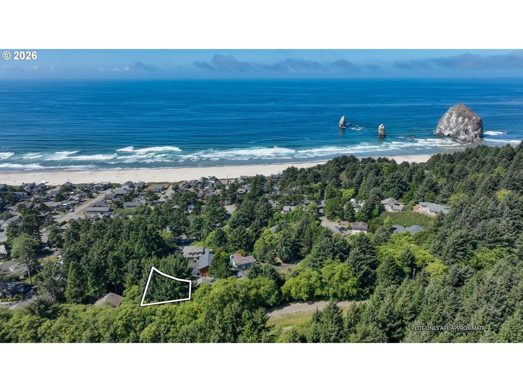 415 Chilkoot Trl, Cannon Beach