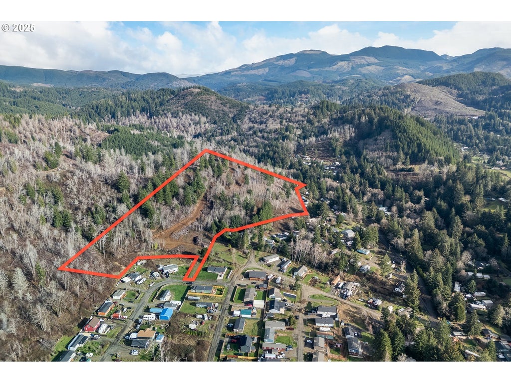 5500/8200 N West View Dr, Otis