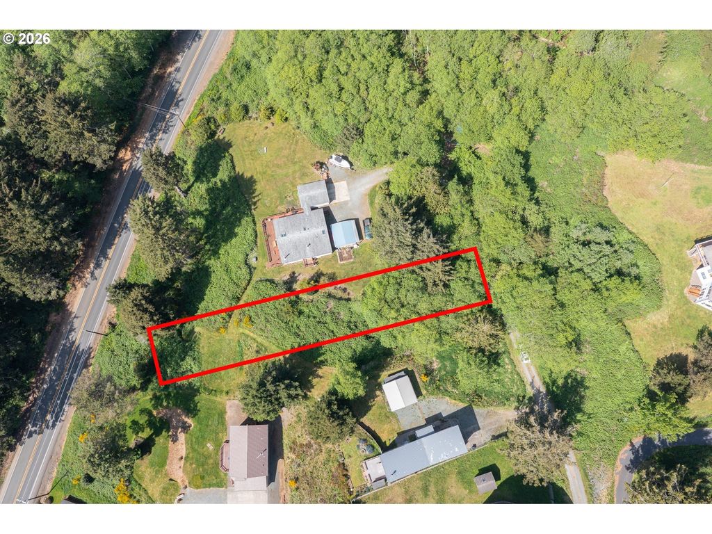 9740 Scenic View Dr, Rockaway Beach