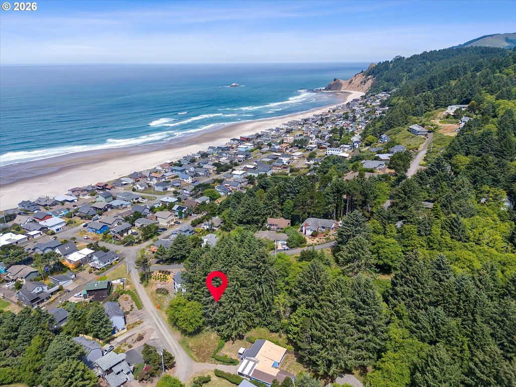 9300 Ne Port Dr, Lincoln City