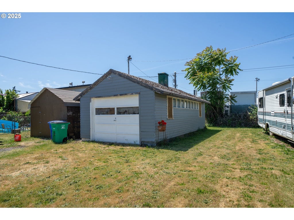 6831 Se 83rd Ave 22, Portland