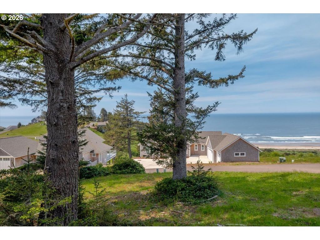76 Megans View Pt, Pacific City