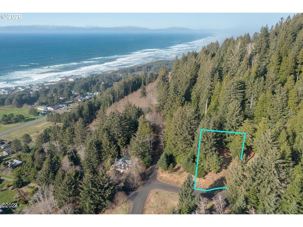 505 Creekside Ln, Yachats