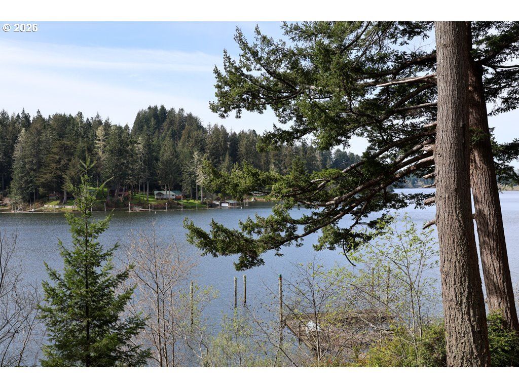 71350 Sunny Cove Rd, Lakeside