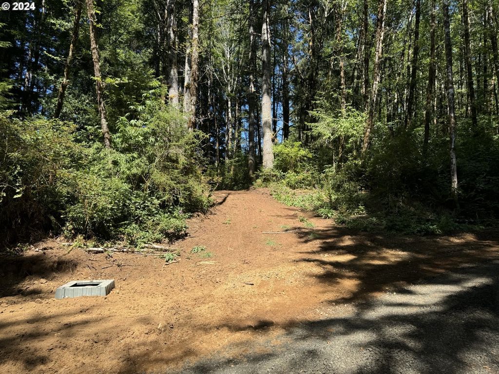 3 Hilltop Dr 1500, Lakeside